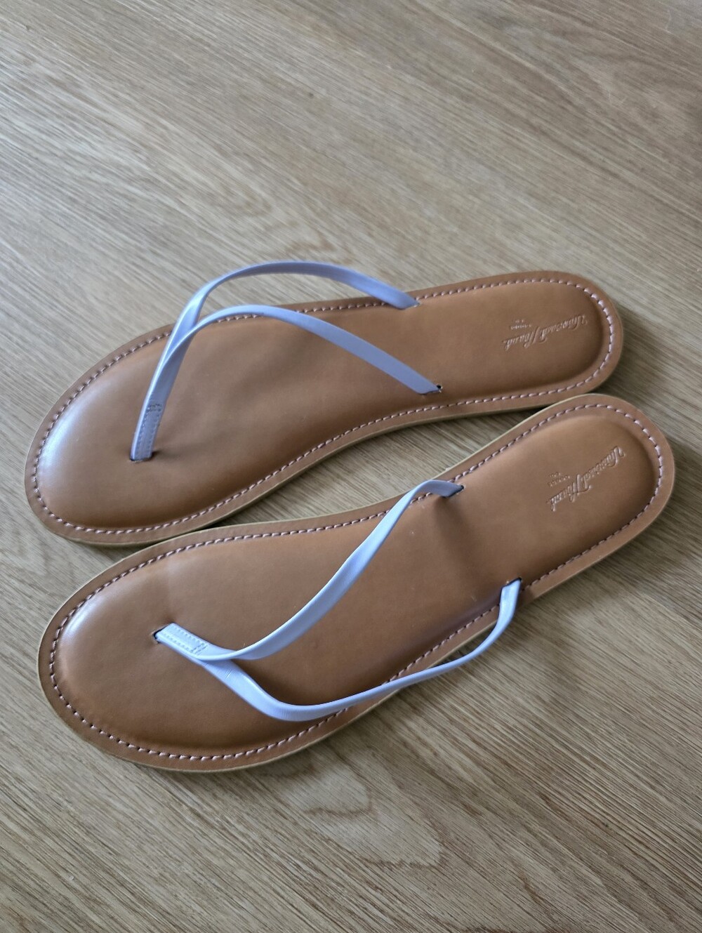 Universal Thread Women's Tan Leather Flip-Flop Sandals with Lilac Straps